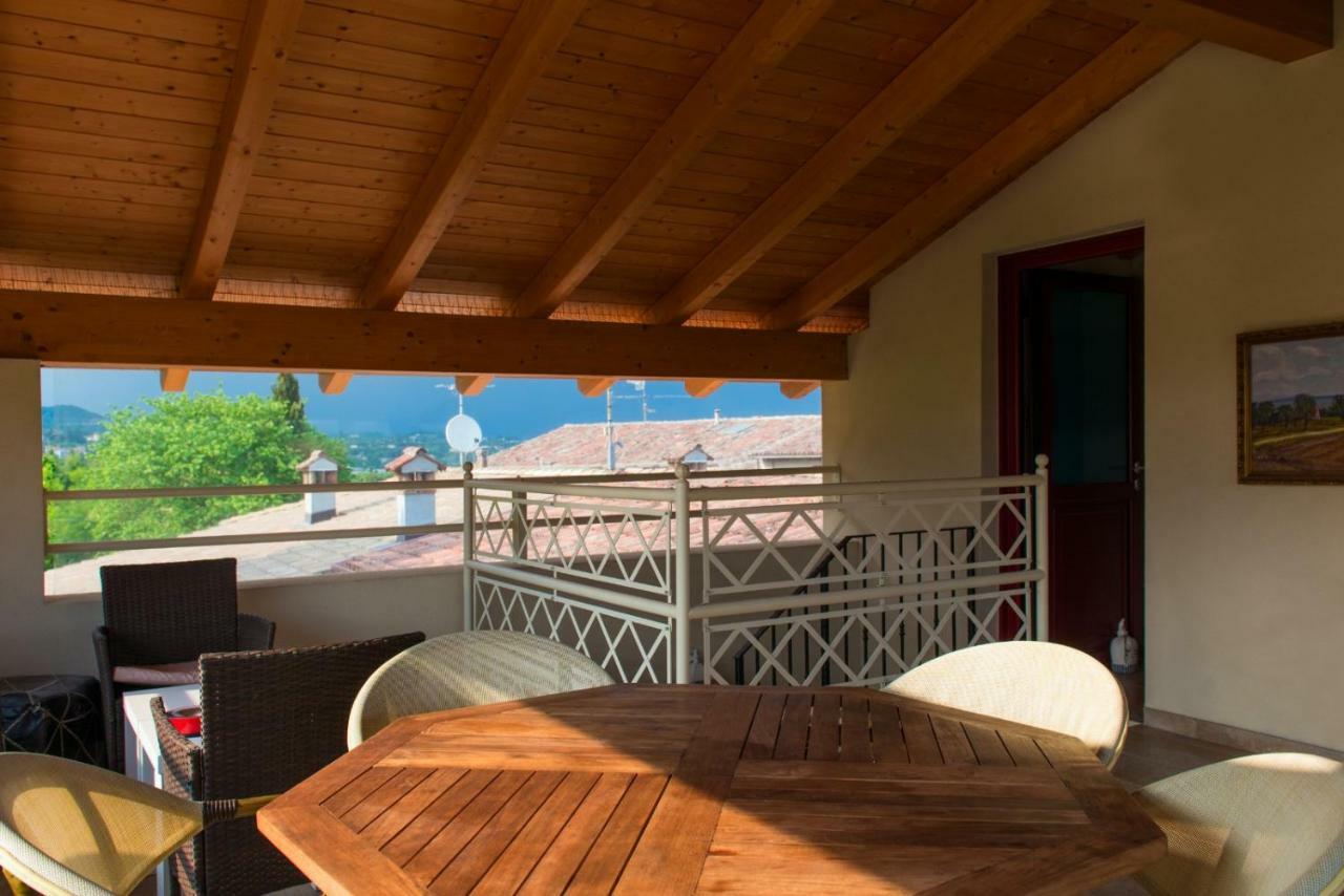 Art Gallery B&B Лонато Екстер'єр фото
